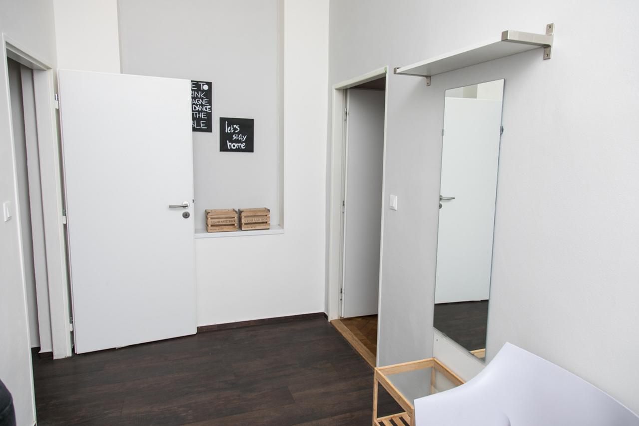Welcome Apartments On Lublanska Prag Exteriör bild