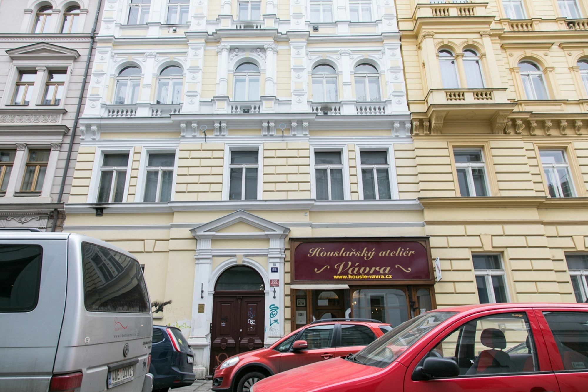 Welcome Apartments On Lublanska Prag Exteriör bild